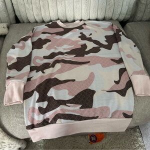 Camo sweatshirt